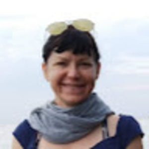 Meet your Posher, Holly